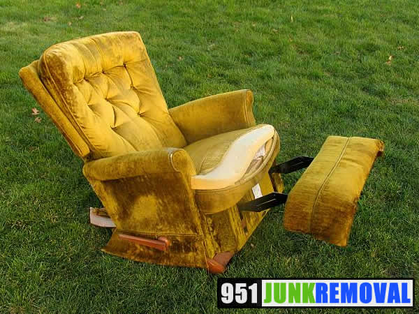 Recliners & Chairs